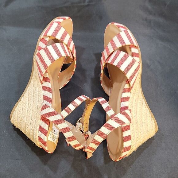 BRAND NEW AEROSOLES WOMEN'S PASTEL WEDGE SANDAL - Picture 14 of 15